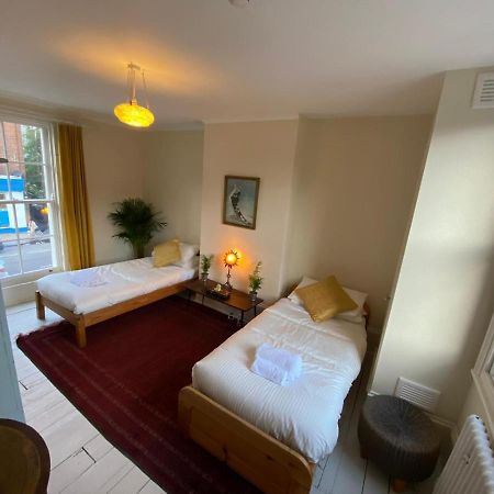 Camden Town Accomodation Лондон Екстериор снимка