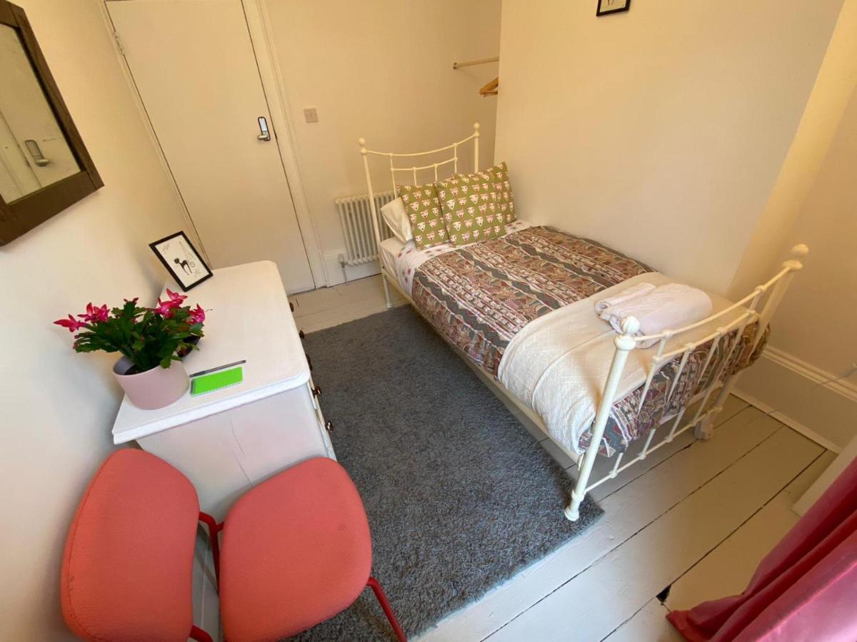 Camden Town Accomodation Лондон Екстериор снимка