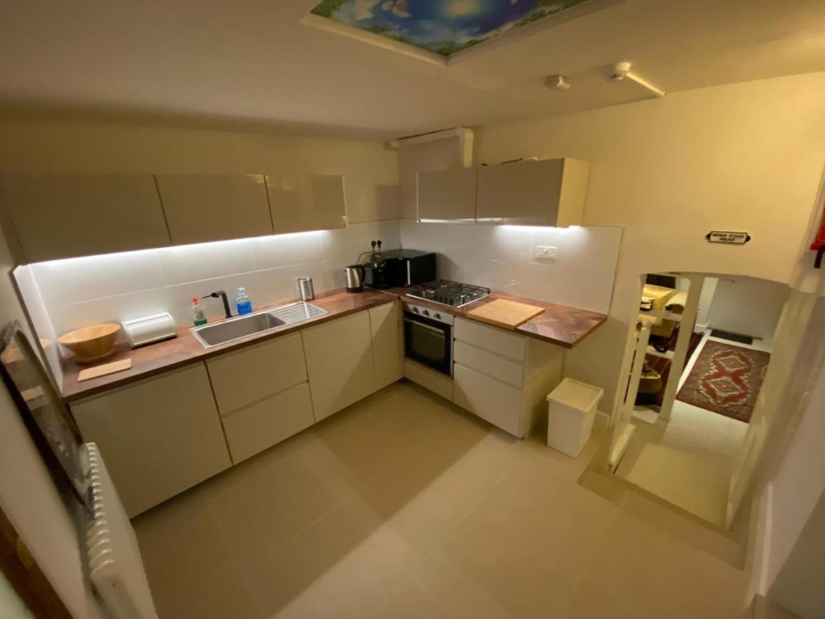 Camden Town Accomodation Лондон Екстериор снимка